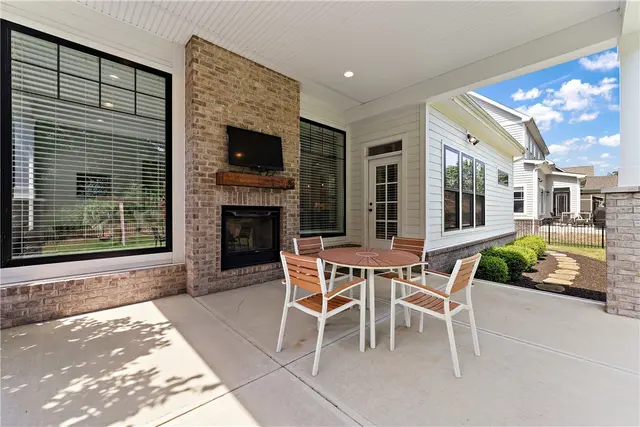 141 Seneca Pl gallery image 21