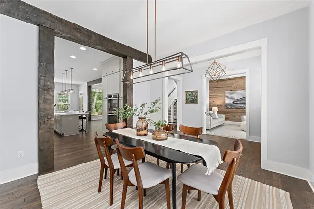 141 Seneca Pl gallery image 30