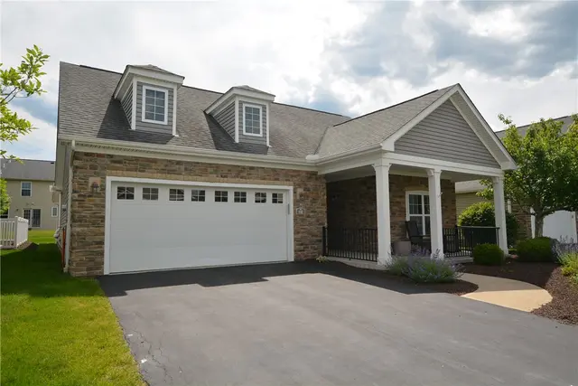 142 Cobblestone Dr