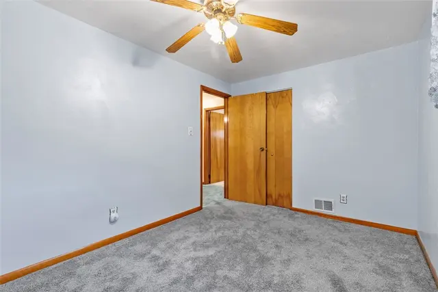 142 Donmor Drive gallery image 19