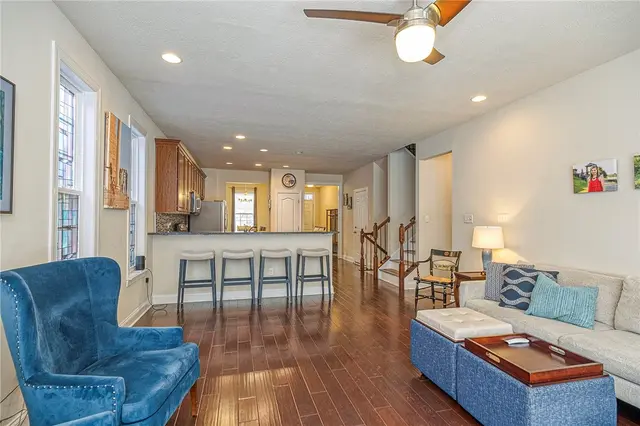 142 DORSCH DRIVE gallery image 9