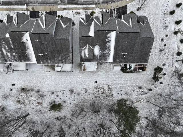 142 DORSCH DRIVE gallery image 32