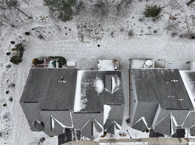 142 DORSCH DRIVE gallery image 45