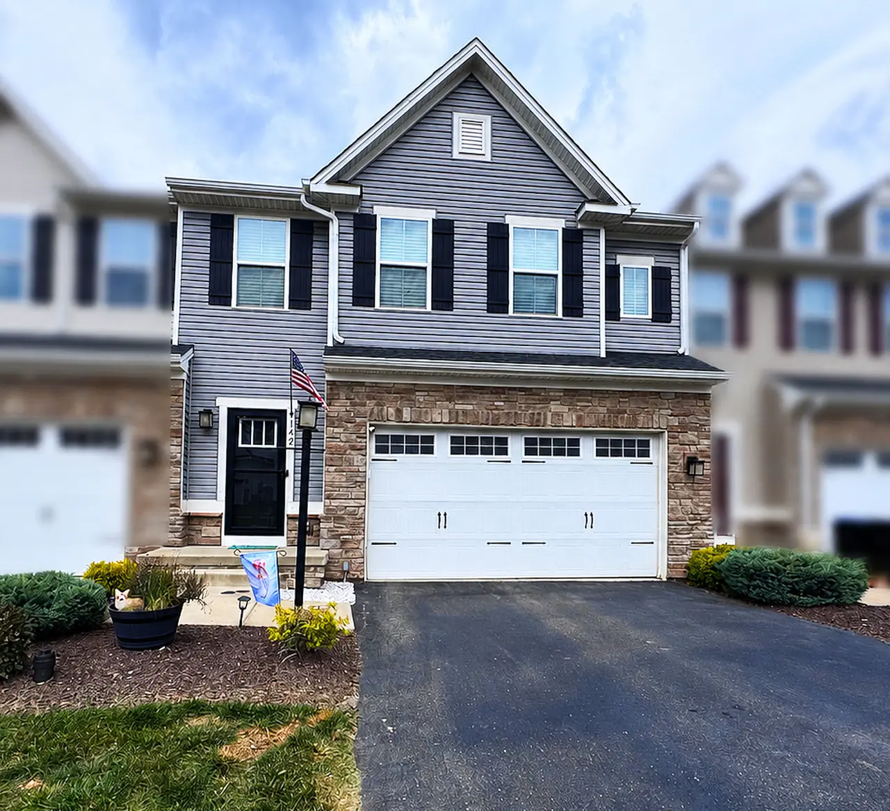 142 Melinda COURT