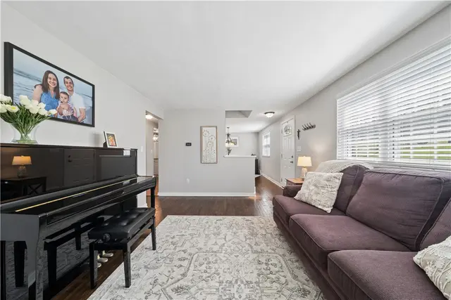 1421 Lakeside Drive gallery image 16