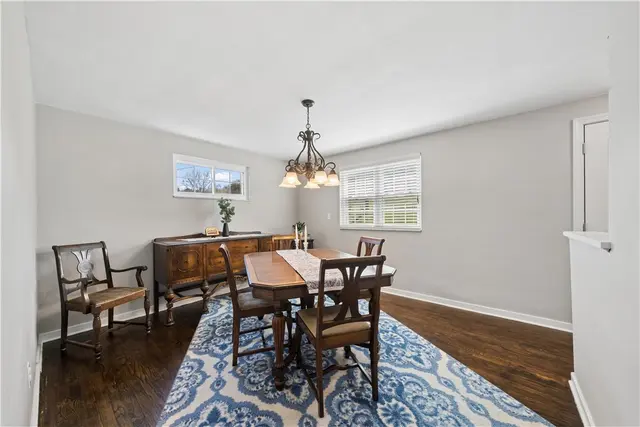 1421 Lakeside Drive gallery image 22