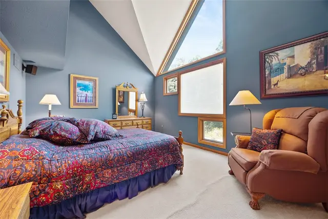 1423 Towne Square Dr gallery image 22