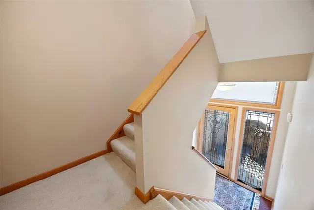 1423 Towne Square Dr gallery image 29