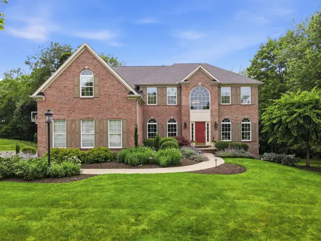 1429 Mystic Valley DRIVE gallery image 43