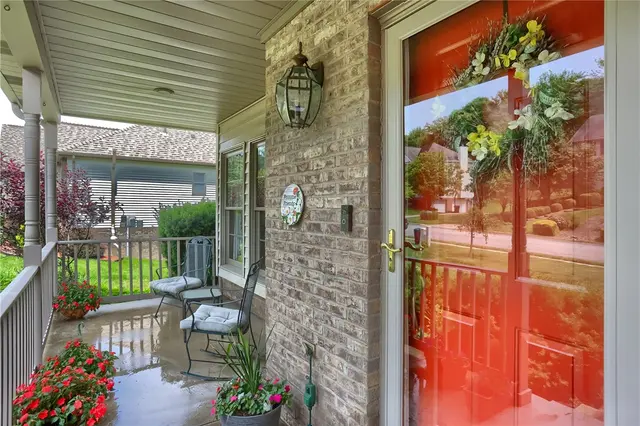 143 Hampshire Drive gallery image 8