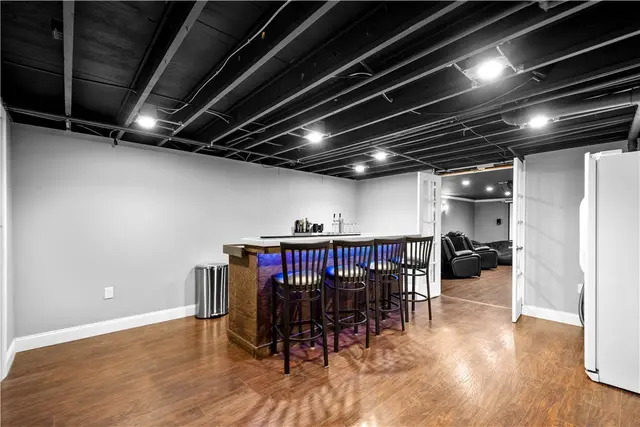 143 Pilgrim Dr gallery image 9