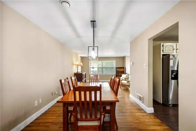 143 Pilgrim Dr gallery image 19