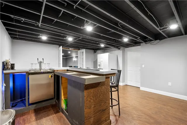 143 Pilgrim Dr gallery image 20