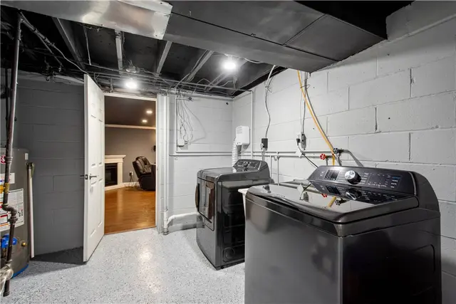 143 Pilgrim Dr gallery image 30