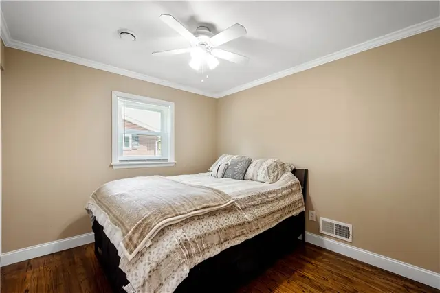 143 Pilgrim Dr gallery image 35