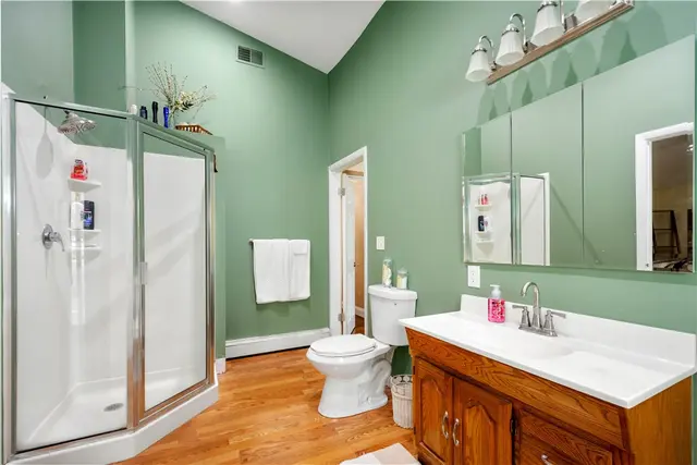 143 Pilgrim Dr gallery image 40