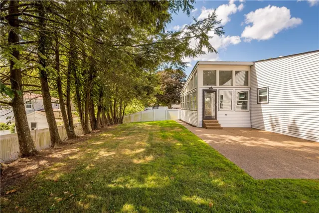 143 Pilgrim Dr gallery image 41