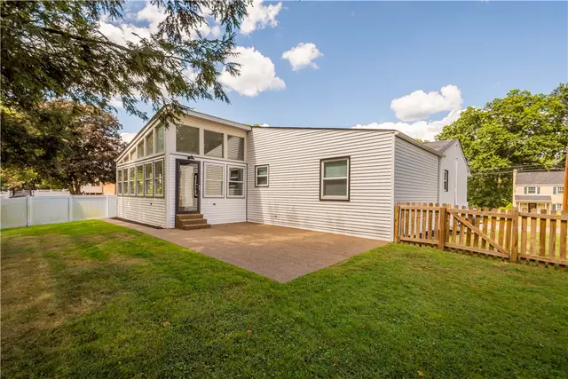 143 Pilgrim Dr gallery image 42