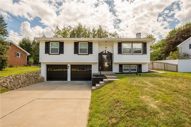 143 Pilgrim Dr