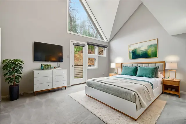 1432 Towne Square Dr gallery image 48