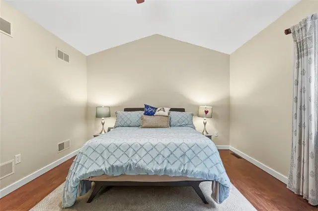 144 Bayberry LANE gallery image 11