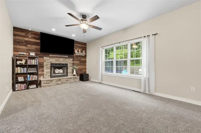 144 Bayberry LANE gallery image 30