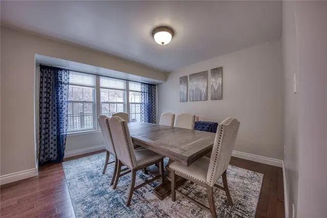 144 Broadstone Dr gallery image 7