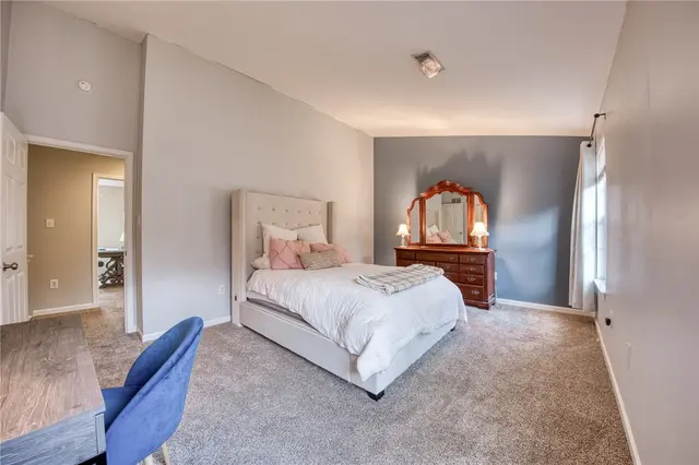 144 Broadstone Dr gallery image 22