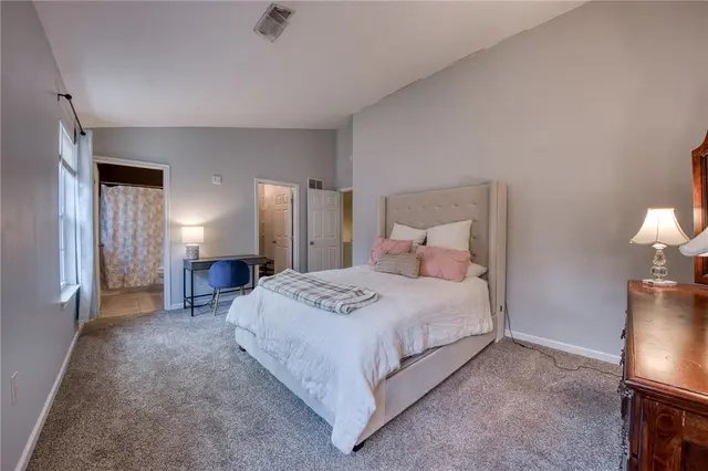 144 Broadstone Dr gallery image 23
