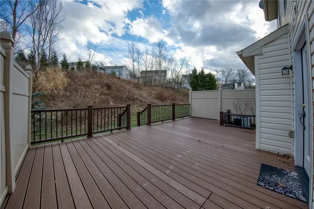 144 Broadstone Dr gallery image 36