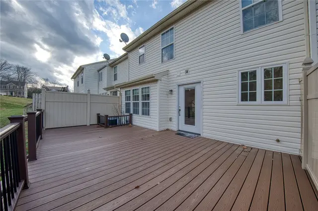 144 Broadstone Dr gallery image 37