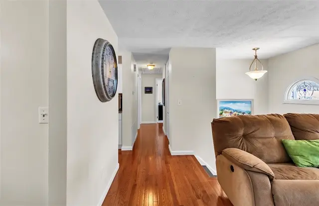 144 Fox Run Rd gallery image 6