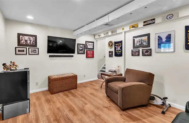144 Fox Run Rd gallery image 13
