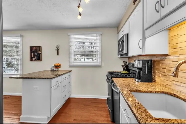 144 Fox Run Rd gallery image 24