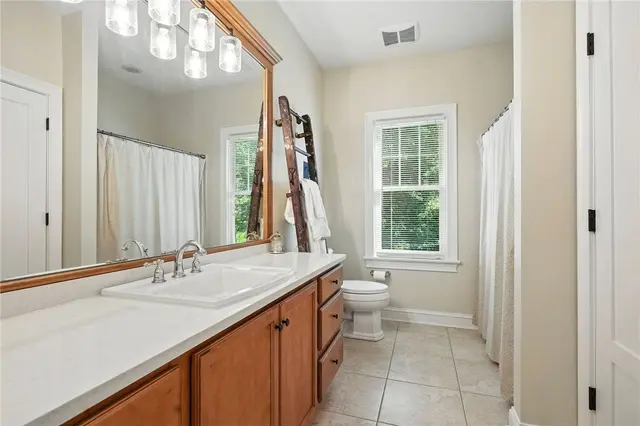 144 Hammond Rd gallery image 36