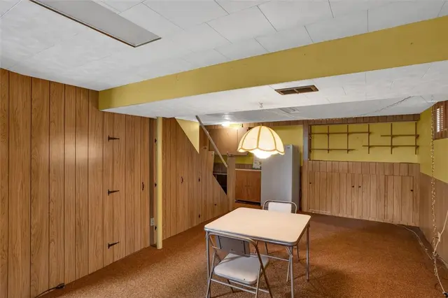 1449 Park View Dr gallery image 26