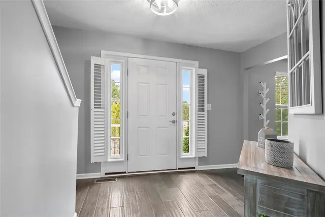 145 Brighton Ln gallery image 32