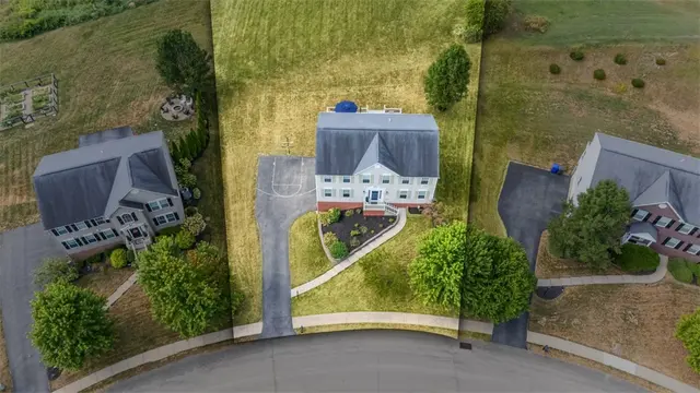 145 Brighton Ln gallery image 35