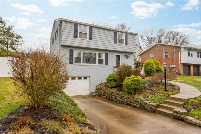 145 Pilgrim Dr gallery image 10