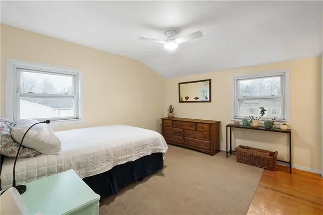 145 Pilgrim Dr gallery image 16