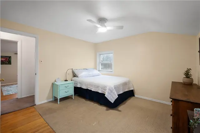 145 Pilgrim Dr gallery image 17