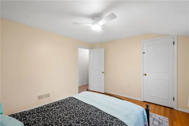145 Pilgrim Dr gallery image 20