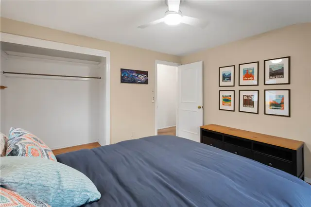 145 Pilgrim Dr gallery image 25