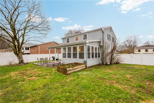 145 Pilgrim Dr gallery image 31