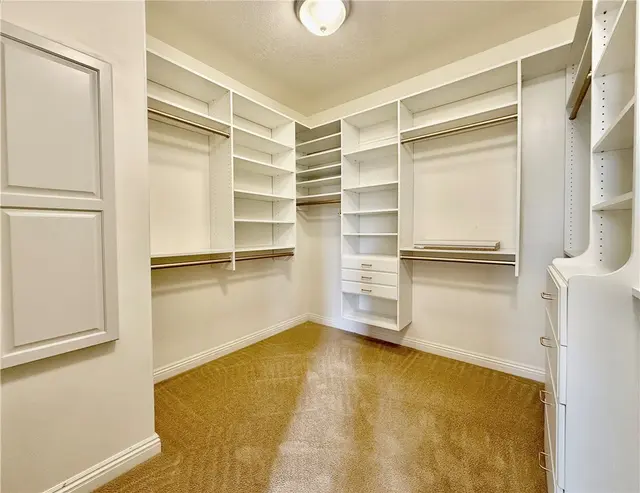 1468 Laurel Dr gallery image 28