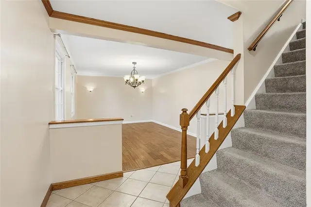 147 Fox Run Rd gallery image 3