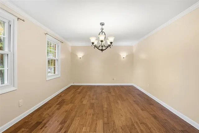 147 Fox Run Rd gallery image 5