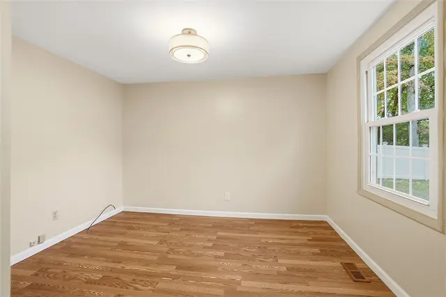 147 Fox Run Rd gallery image 15