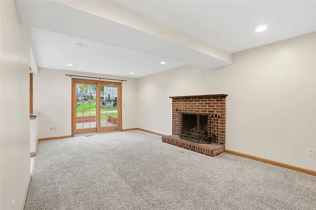 147 Fox Run Rd gallery image 17