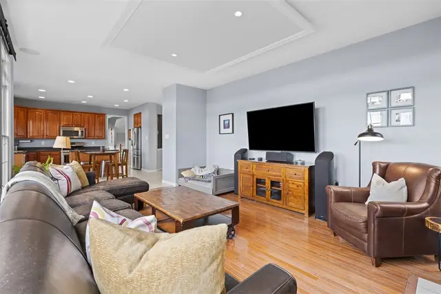 1478 Grandview Way gallery image 2